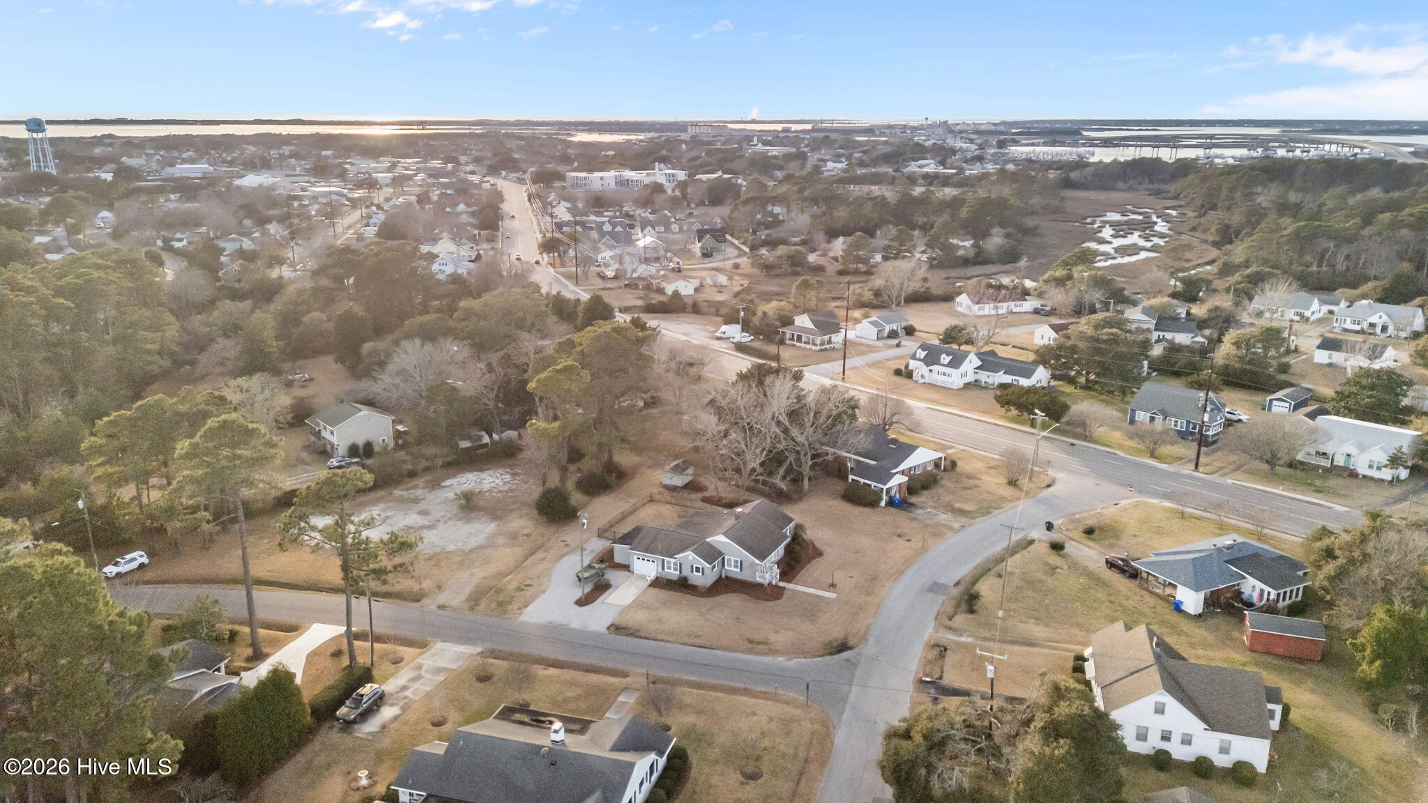 104 George Street Beaufort, NC 28516 - Photo 39 of 40 49-web-or-mls-DJI_20260120163201_0259_D