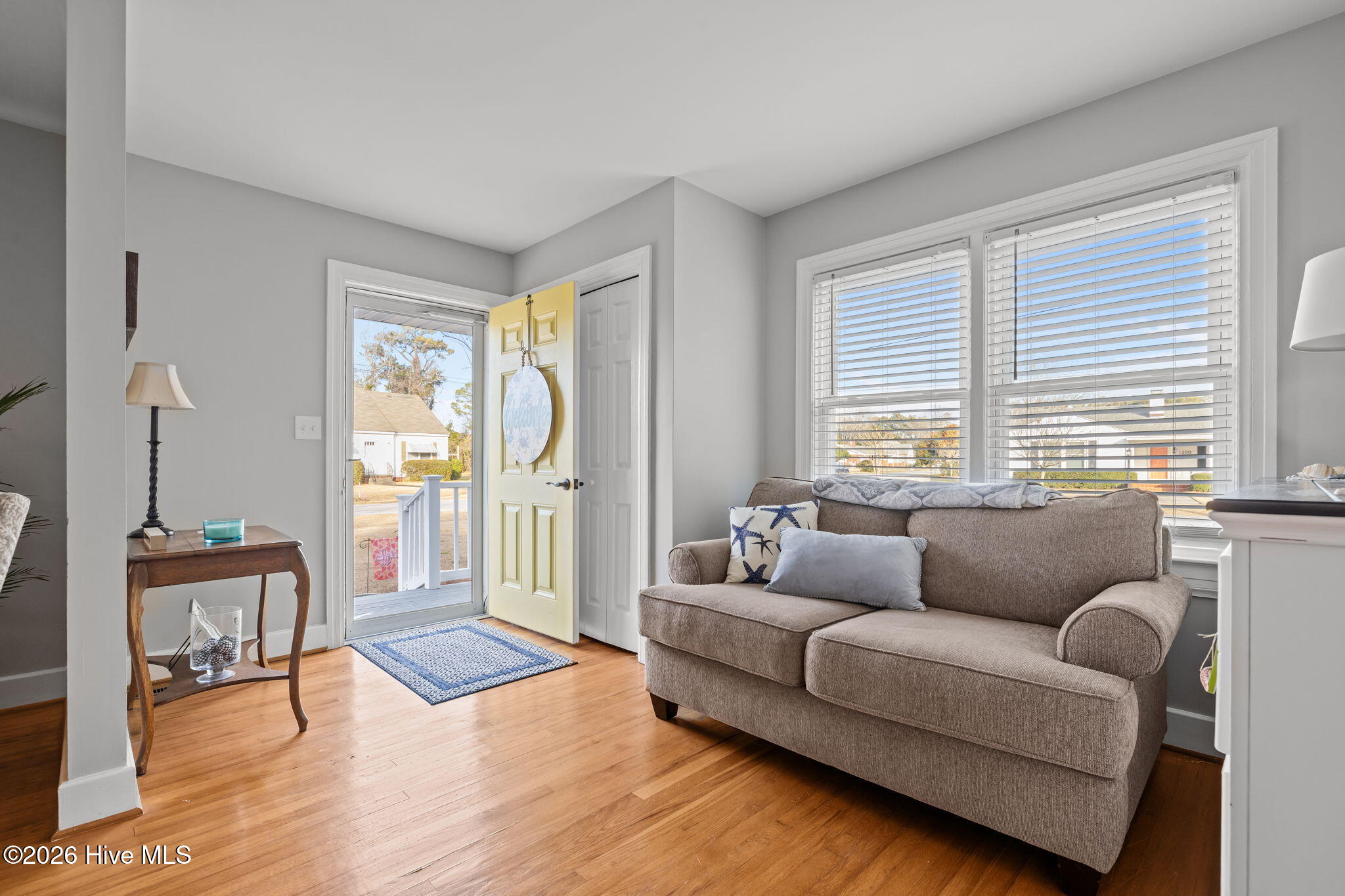 104 George Street Beaufort, NC 28516 - Photo 5 of 40 16-web-or-mls-1S3A0842