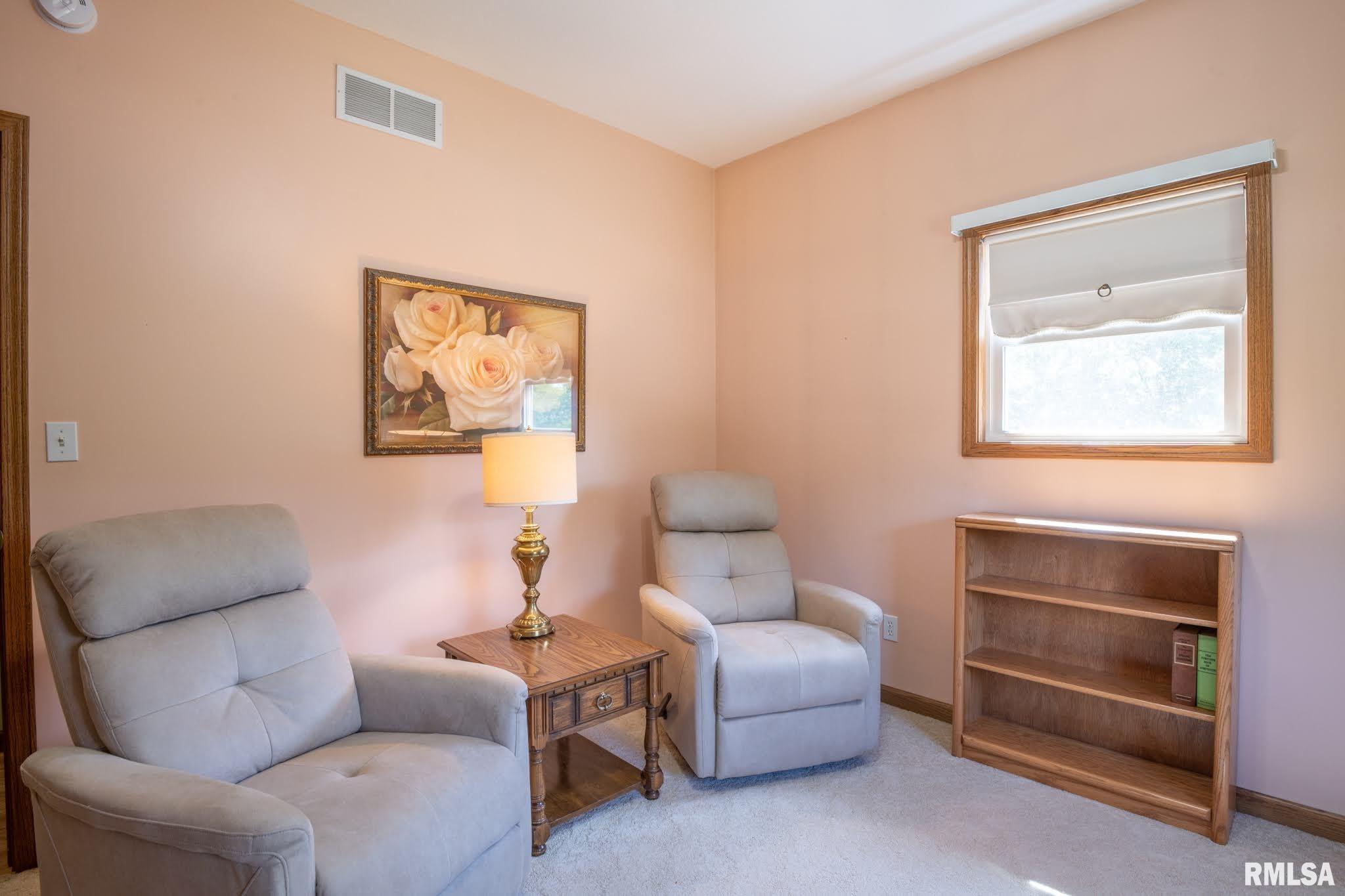 22155 Spring Creek Road Washington, IL 61571 - Photo 42 of 45 Gallery Image 42