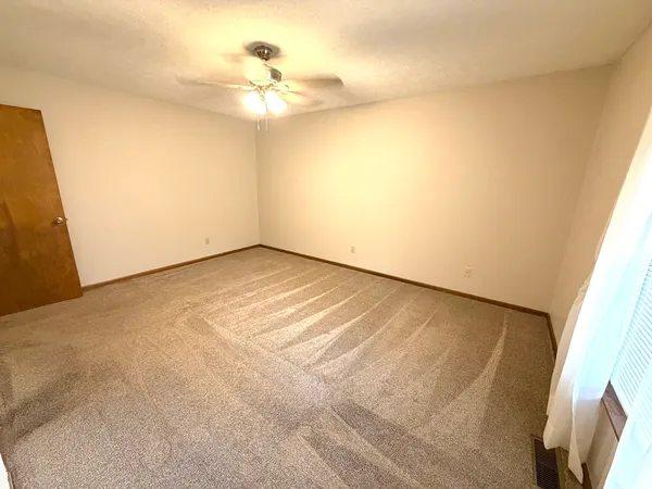 $329,900 | 1867 Gragg Street, Centralia, IL 62801