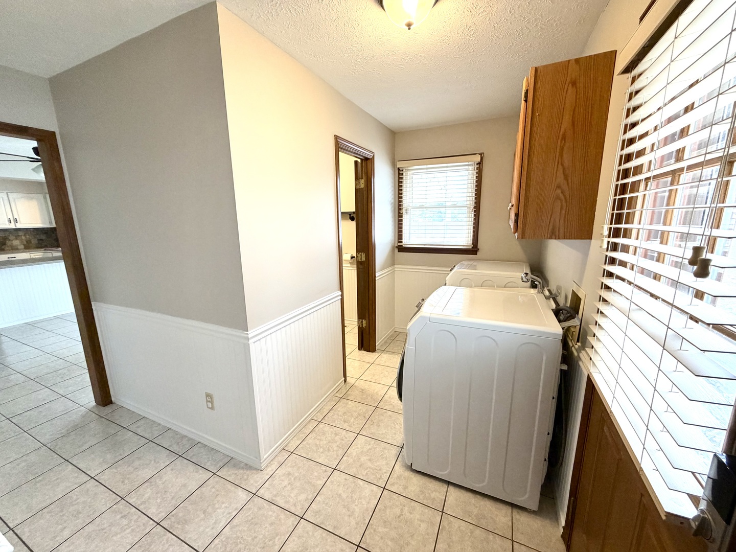 1867 Gragg Street Centralia, IL 62801 - Photo 14 of 30 a bedroom with a bed and a window