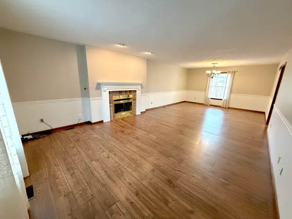 $329,900 | 1867 Gragg Street, Centralia, IL 62801