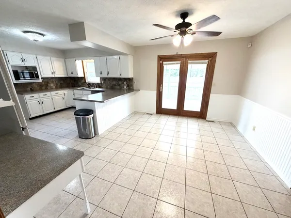 $329,900 | 1867 Gragg Street, Centralia, IL 62801