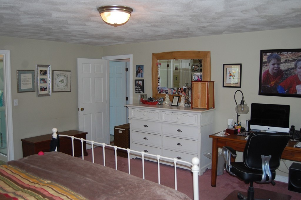 162 Hay Meadow Road North Andover, MA 01845 - Photo 22 of 30 Gallery Image 22