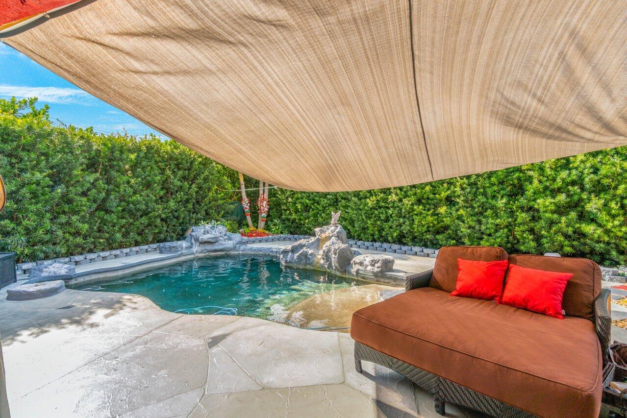 294 Northwest 69th Street Boca Raton, FL 33487 - Photo 37 of 39 a outdoor view with a sitting space