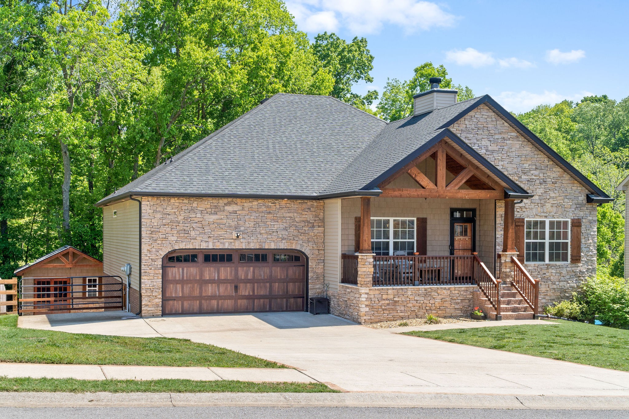 1539 Raven Road Clarksville, TN 37042 - Photo 2 of 50 Gallery Image 2