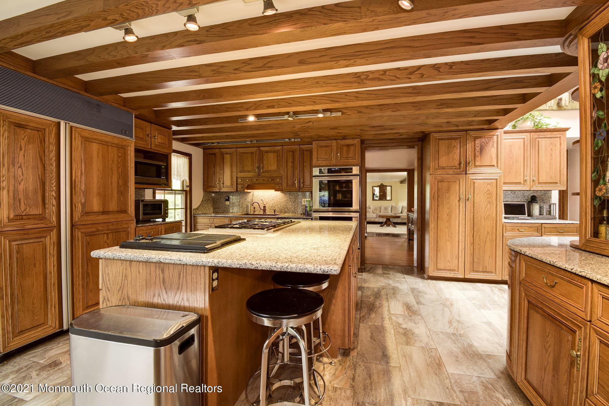 395 Tennent Road Morganville, NJ 07751 - Photo 27 of 71 113_395_Tennent_Road_333765_626078