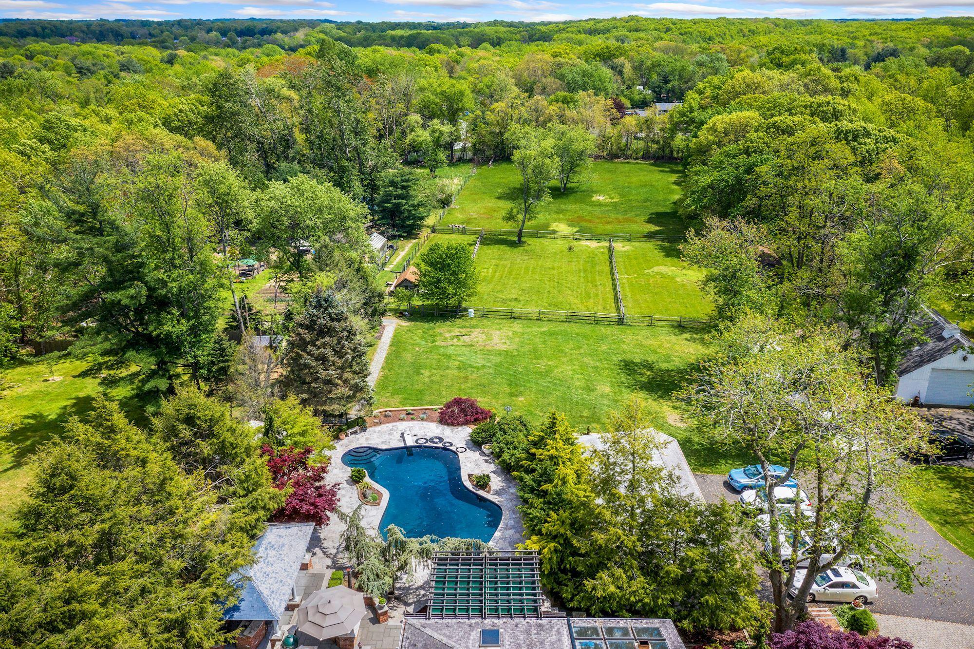 395 Tennent Road Morganville, NJ 07751 - Photo 9 of 71 038_395_Tennent_Road_333765_625724