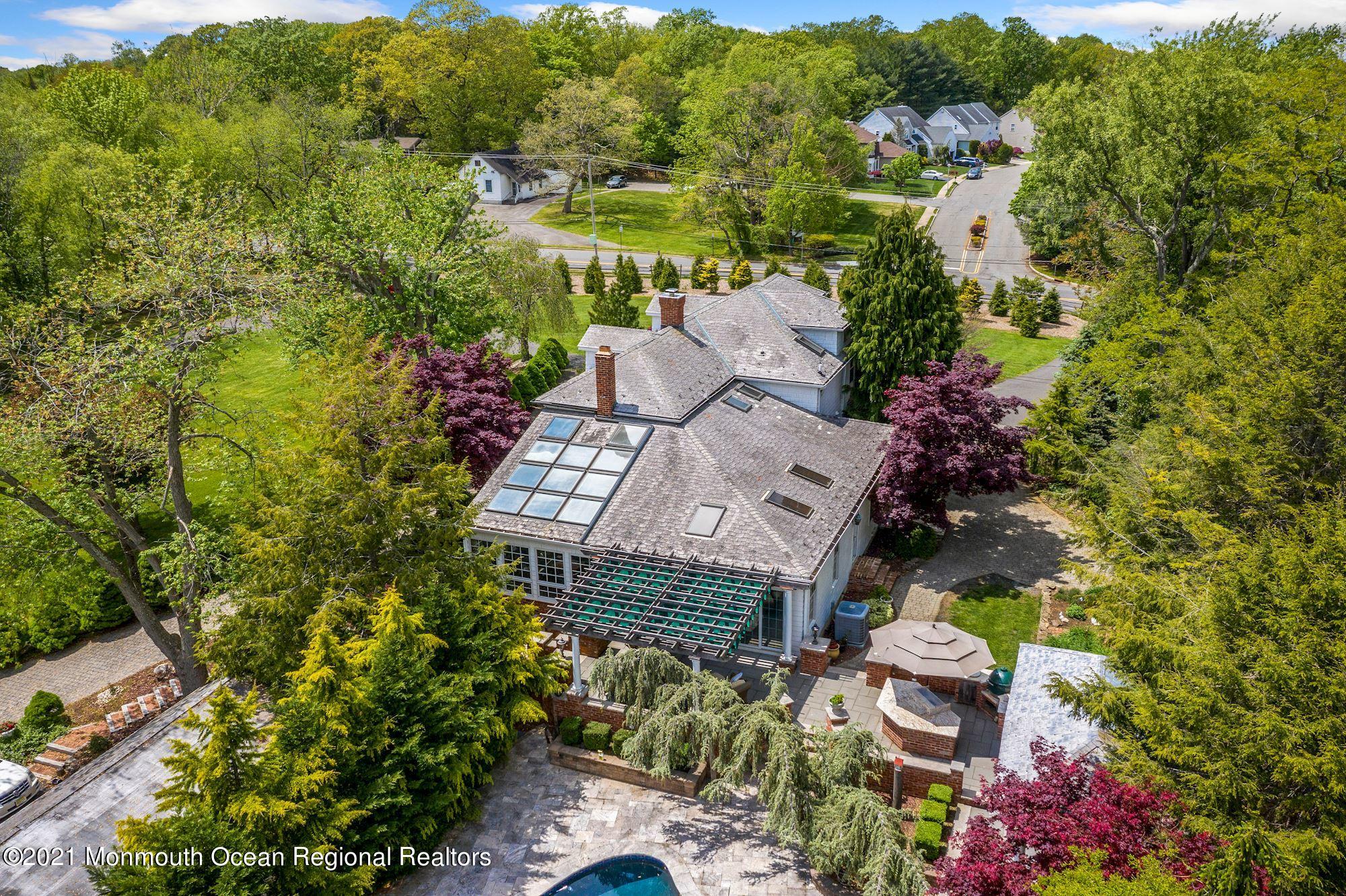 395 Tennent Road Morganville, NJ 07751 - Photo 10 of 71 040_395_Tennent_Road_333765_625724