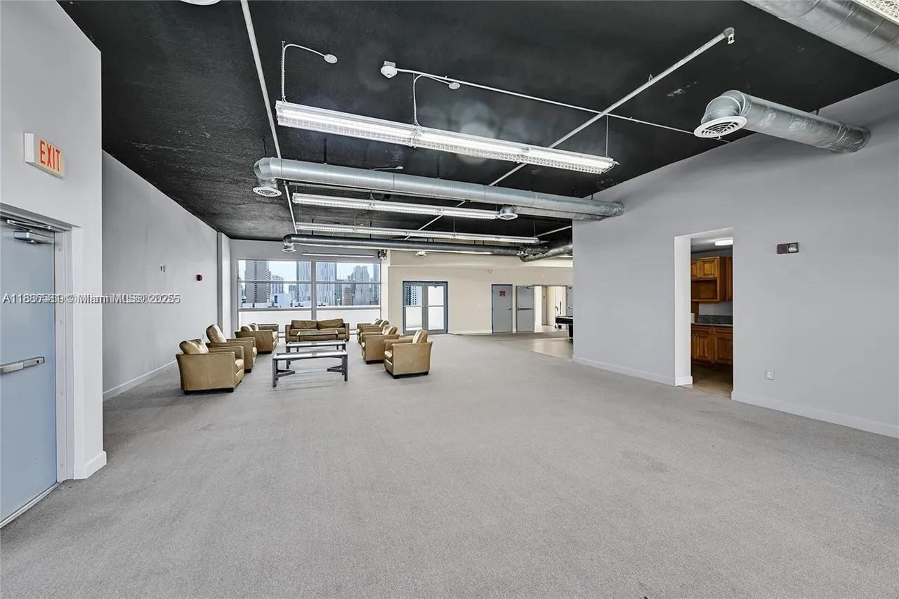 36 Northwest 6th Avenue, Unit TS9 Miami, FL 33128 - Photo 46 of 50 a view of a garage