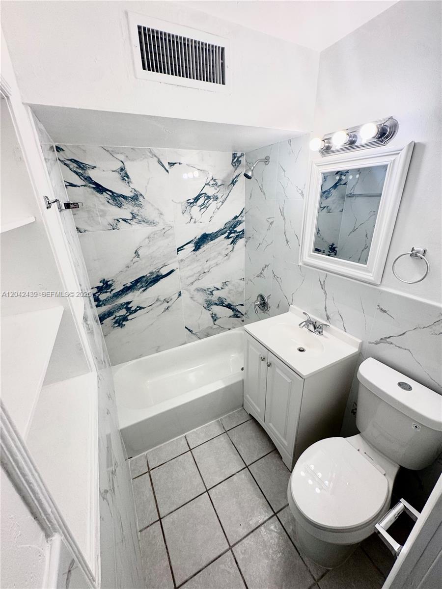 2732 Southwest 22nd Street, Unit 3 Miami, FL 33145 - Photo 11 of 11