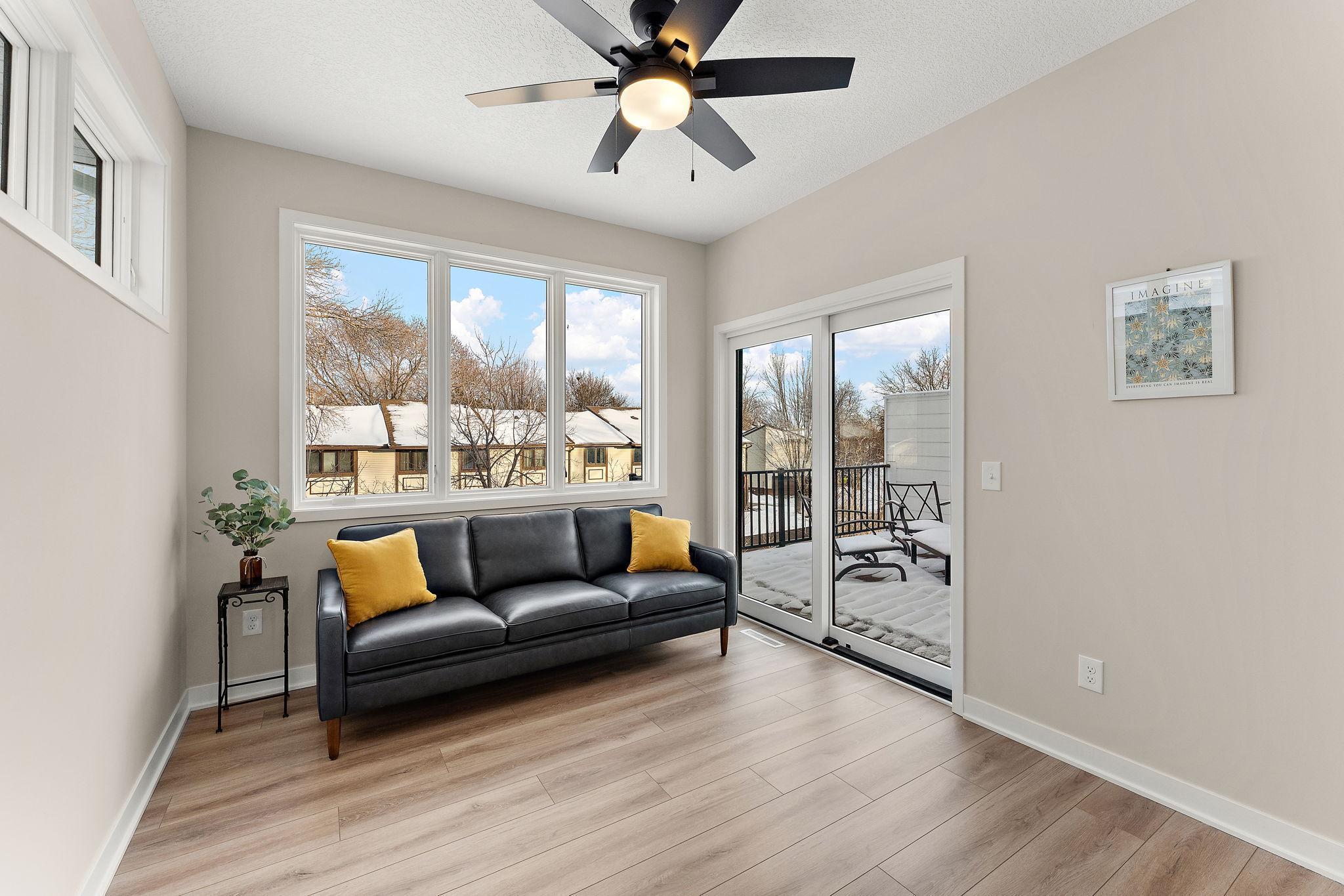 2446 County Rd D West Roseville, MN 55113 - Photo 12 of 37