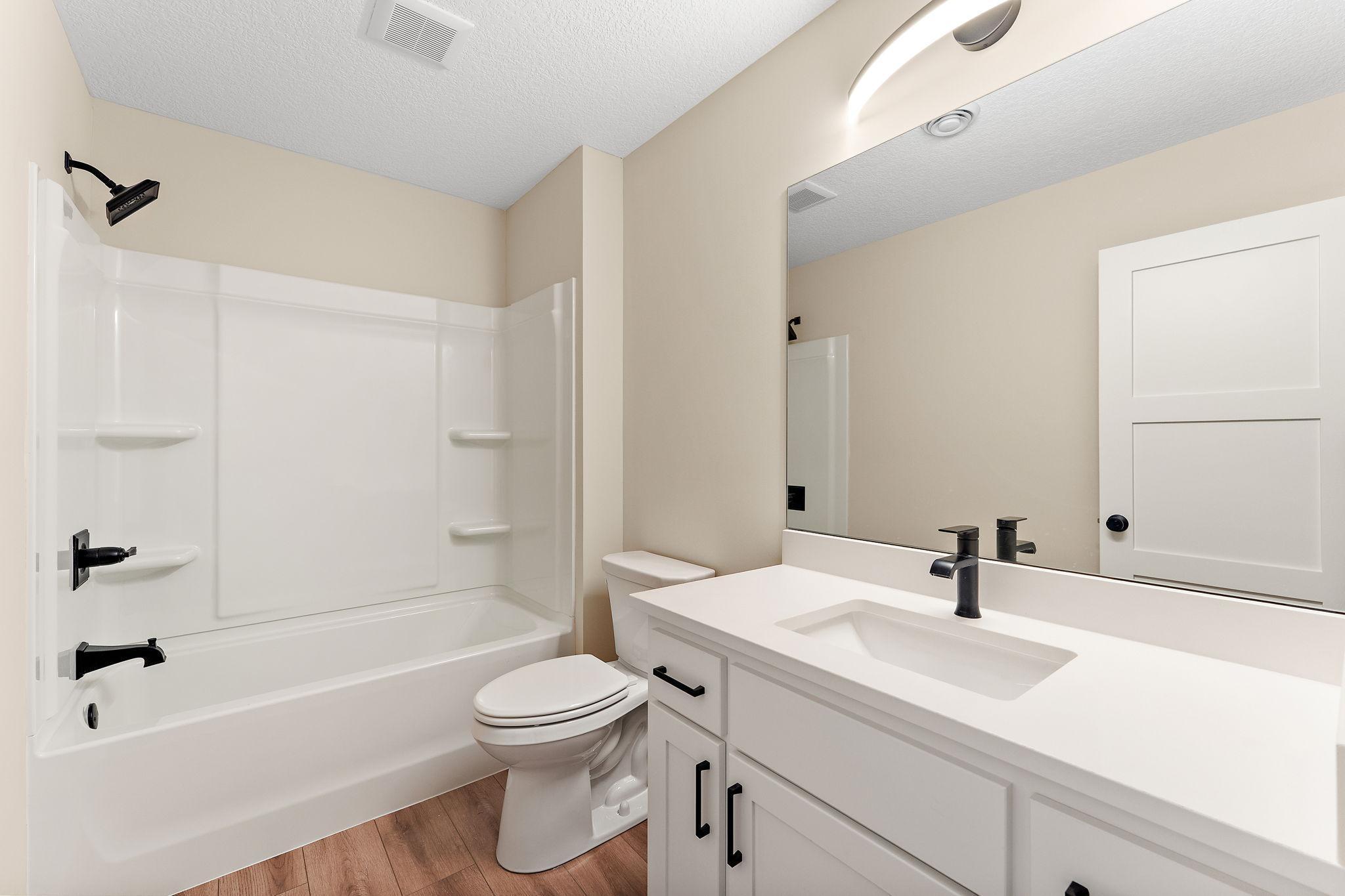 2446 County Rd D West Roseville, MN 55113 - Photo 25 of 37