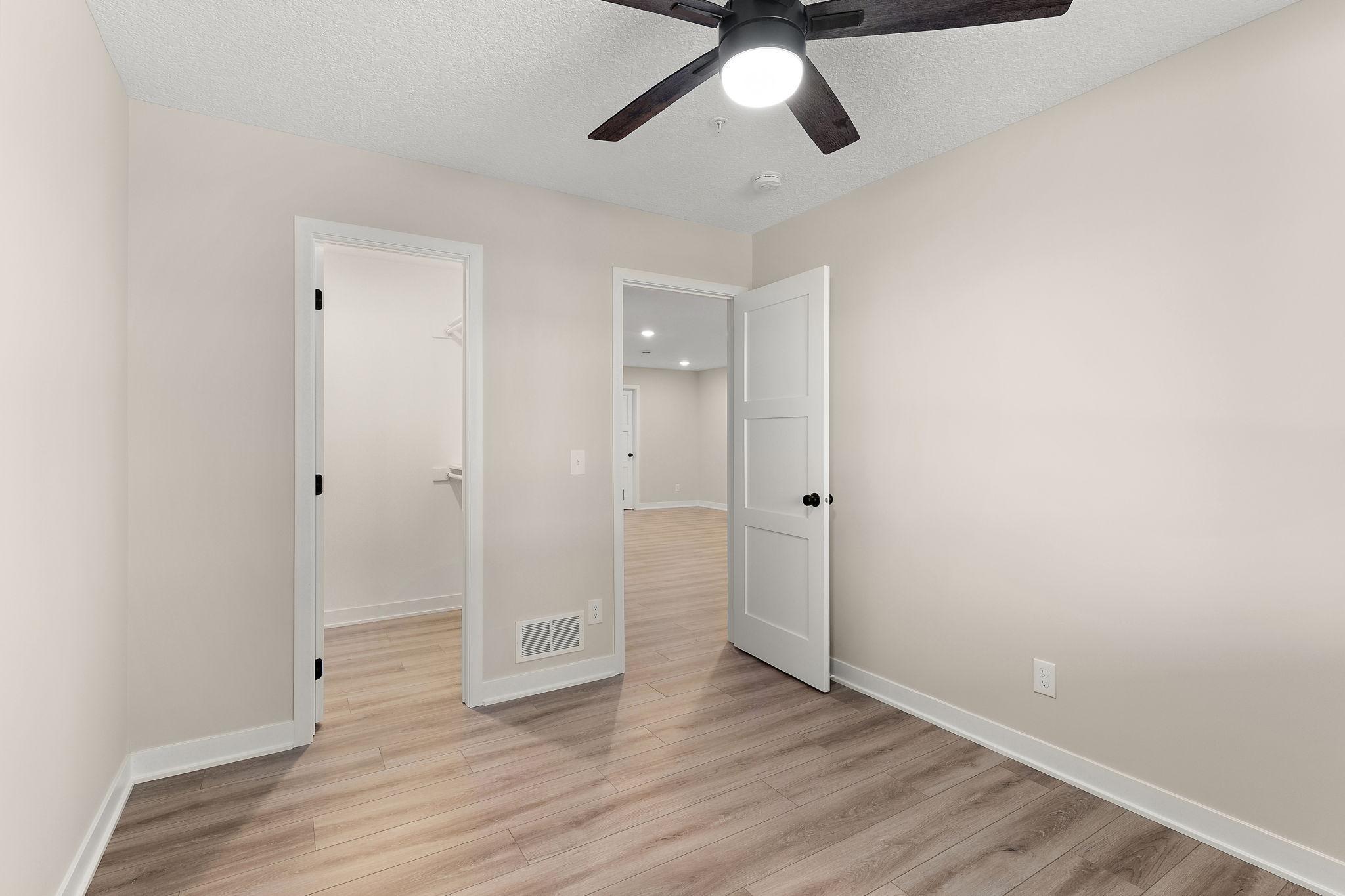 2446 County Rd D West Roseville, MN 55113 - Photo 31 of 37