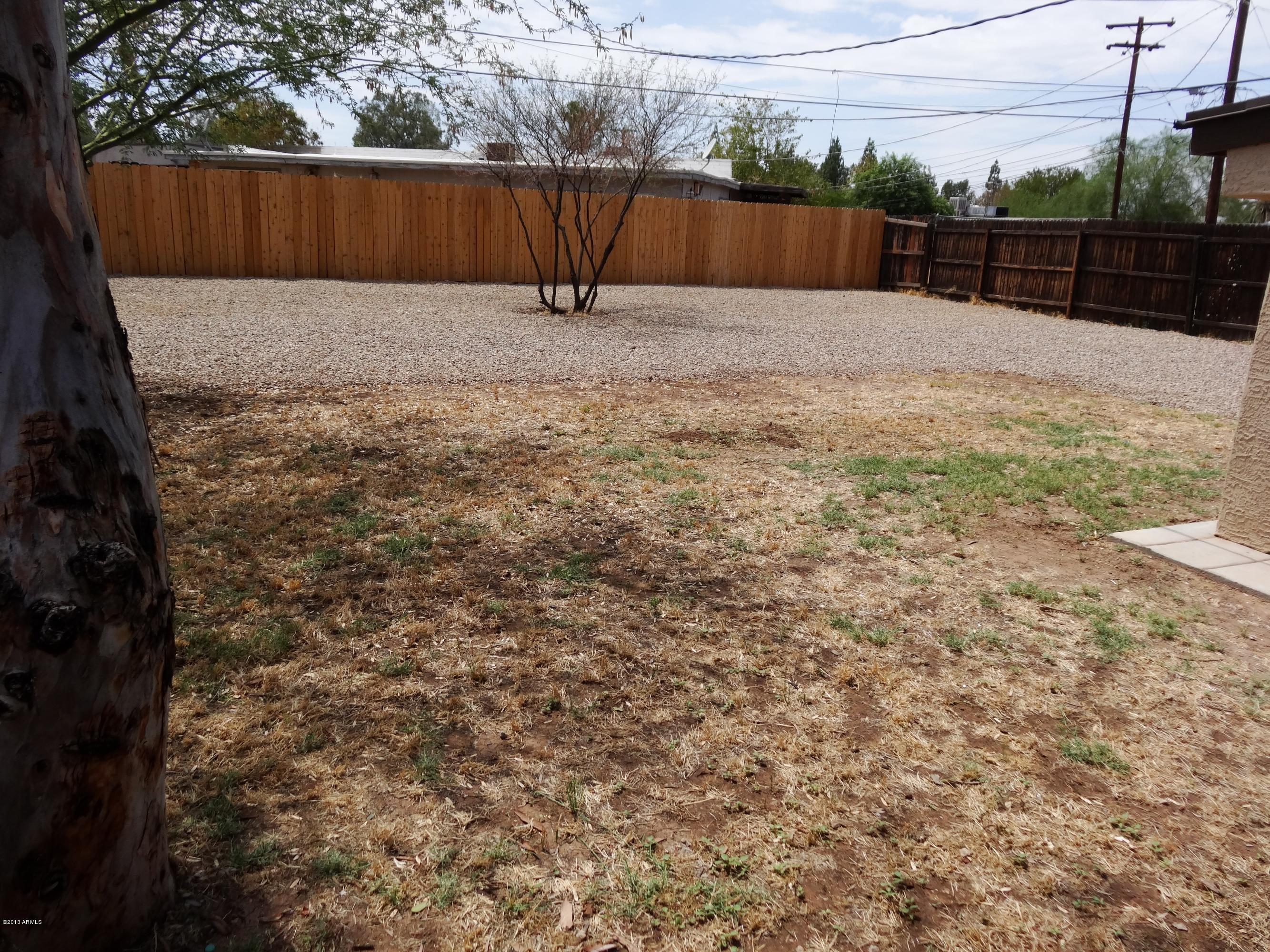 406 South Roberts Road Tempe, AZ 85281 - Photo 16 of 31 085