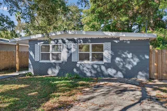 $3,490 | 2245 17th Avenue South, St. Petersburg, FL 33712