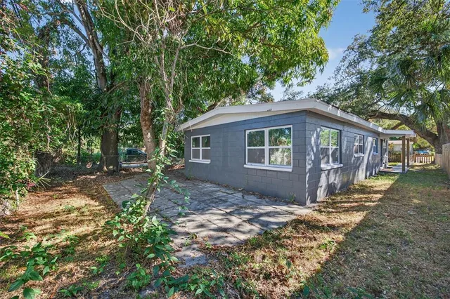 $3,490 | 2245 17th Avenue South, St. Petersburg, FL 33712