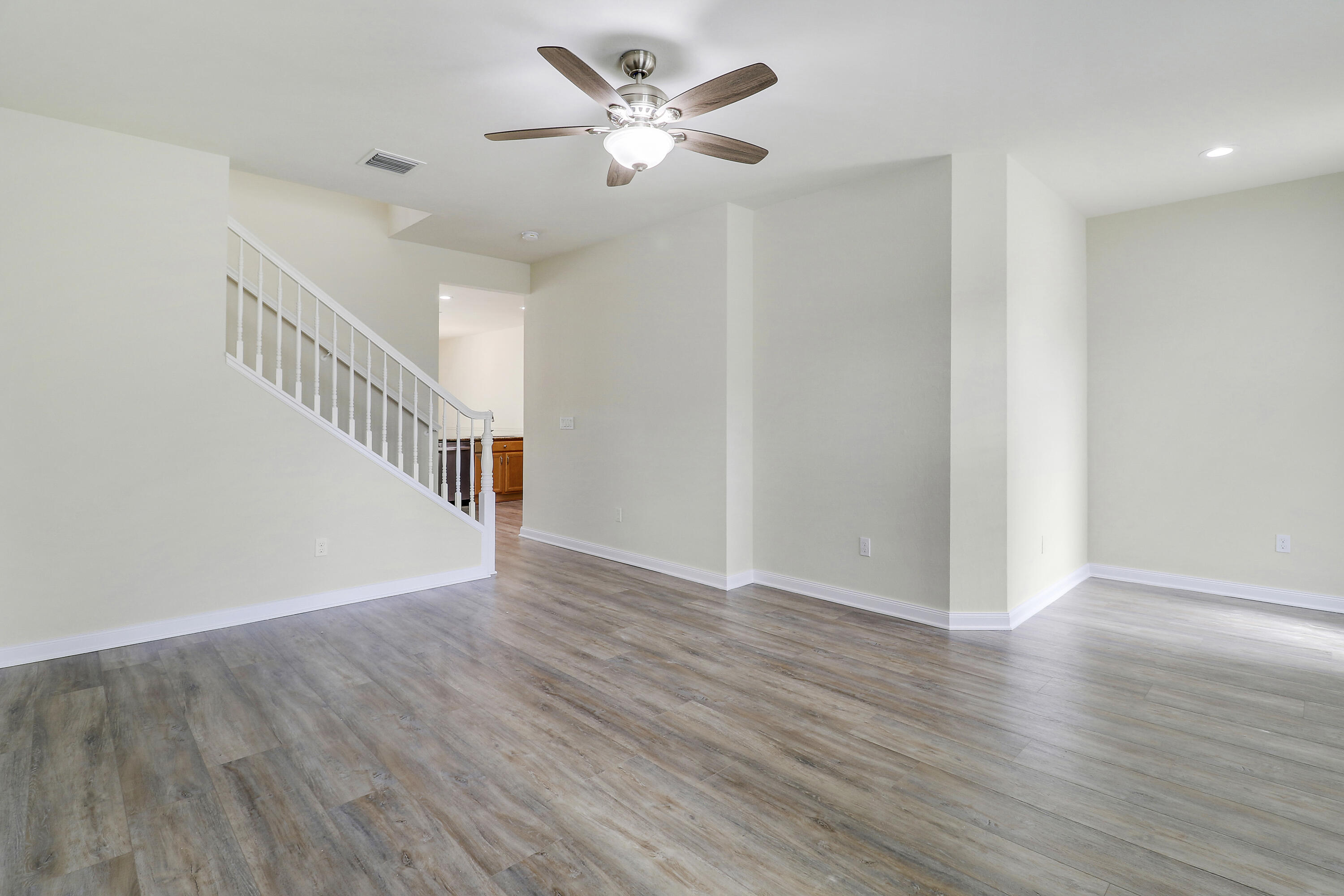 1043 Key Largo Street Jupiter, FL 33458 - Photo 7 of 46 Family Room