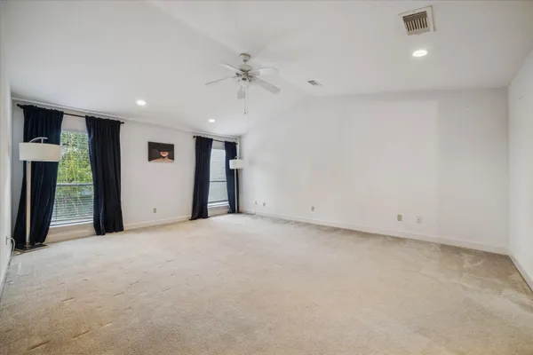 $1,850 | 880 Tully Street, Unit 13, Houston, TX 77079