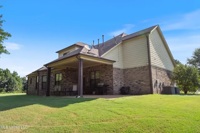 $409,900 | 6901 Cataloochee Cove, Olive Branch, MS 38654