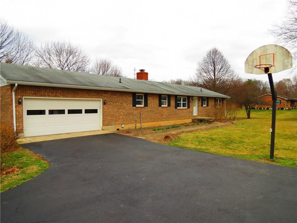 3042 East Possum Road Springfield, OH 45502 - Photo 1 of 6