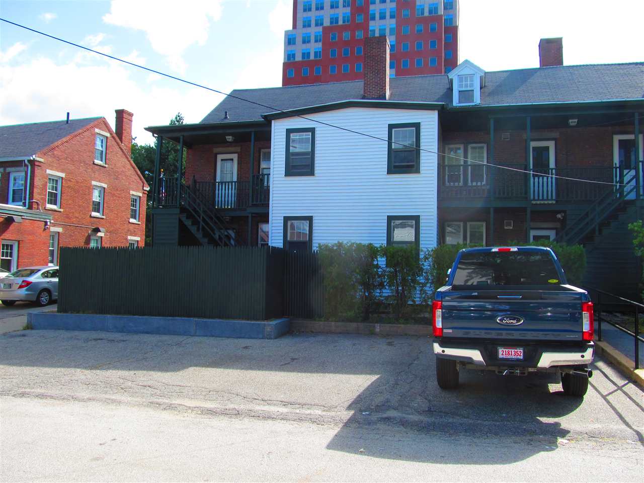 69 Middle Street, Unit R4 Manchester, NH 03101 - Photo 6 of 17 Gallery Image 6