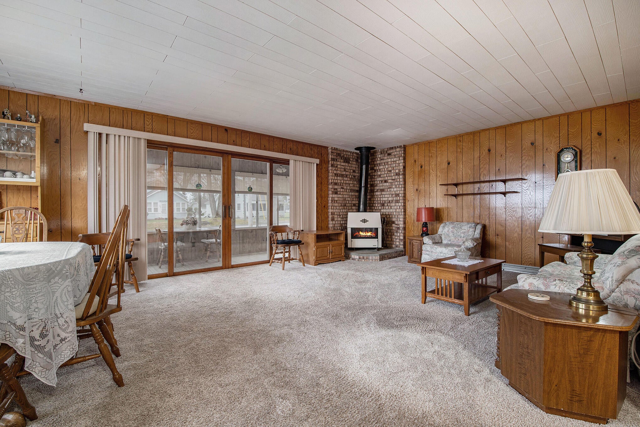 7497 Mullett Lake Road Cheboygan, MI 49721 - Photo 7 of 38 Gallery Image 7