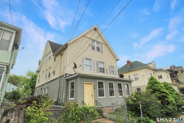 $1,850 | 32 Lenox Street, Hartford, CT 06112
