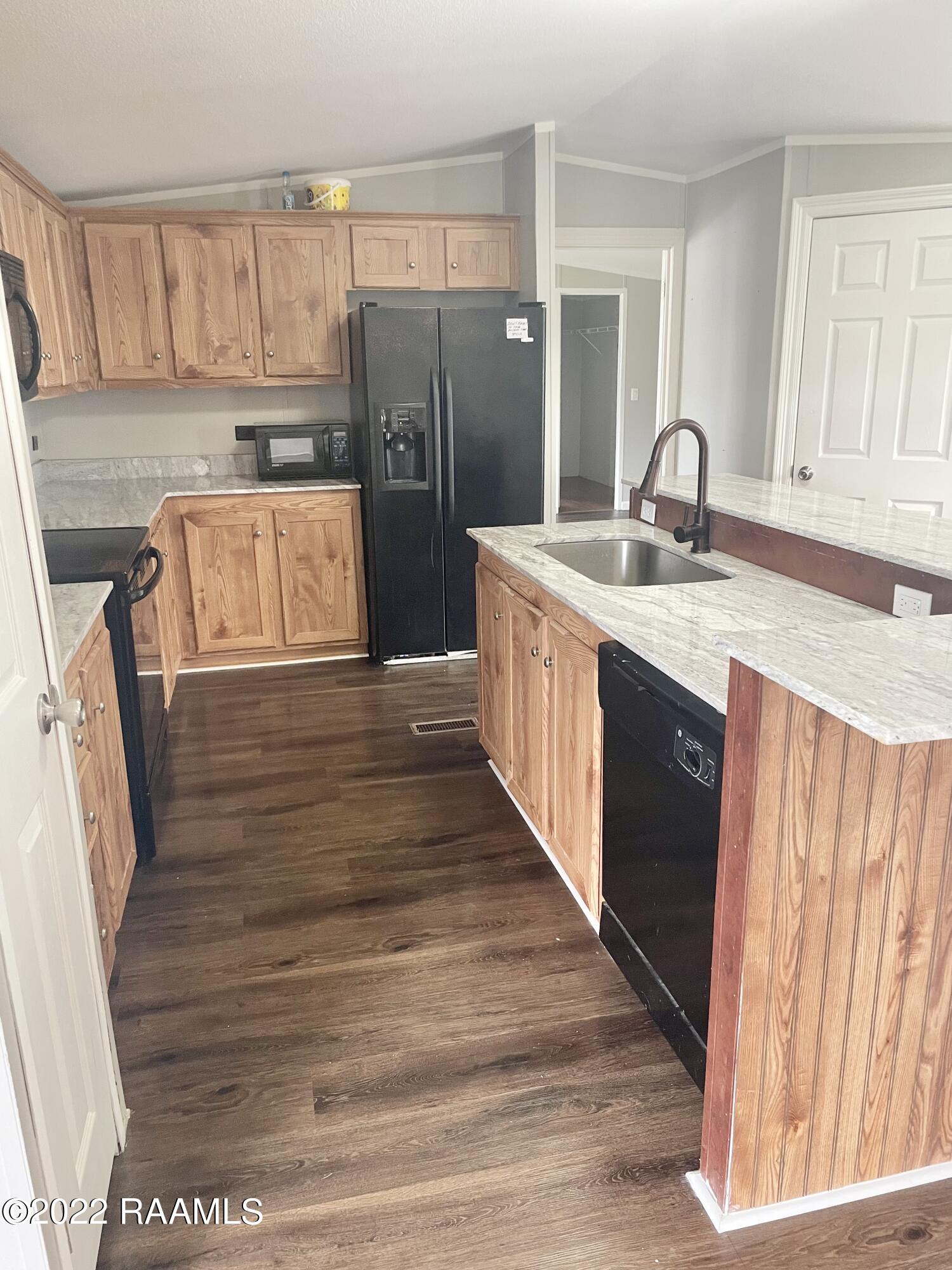 7525 Montgomery Road Maurice, LA 70555 - Photo 4 of 14 IMG_3469