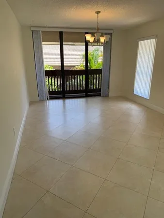 a view of entryway with a window