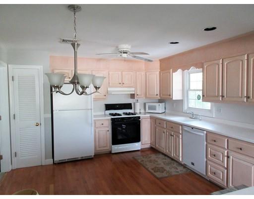 57 Longmeadow Road Norwood, MA 02062 - Photo 10 of 26 Gallery Image 10
