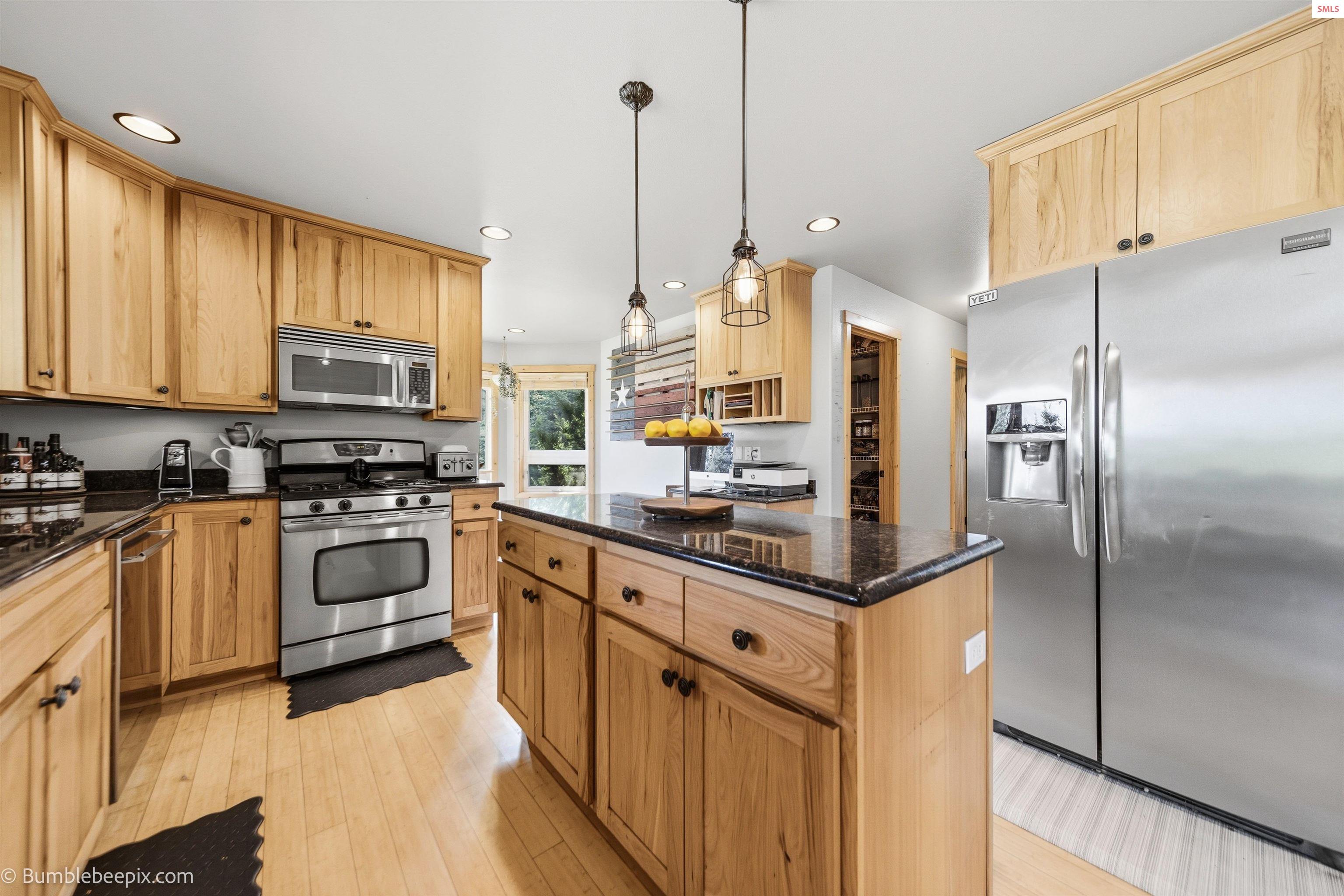 71 Buck Ridge Sagle, ID 83860 - Photo 13 of 49 Gallery Image 13