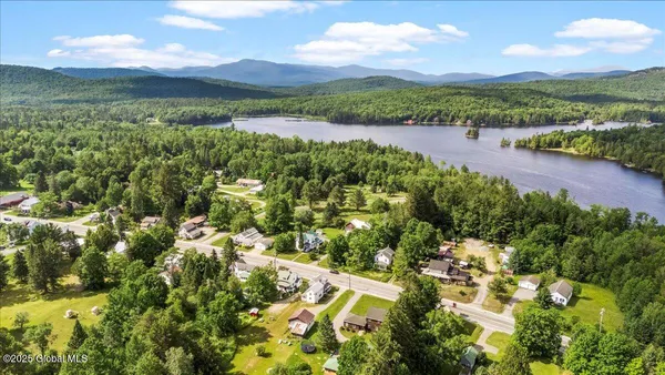 $92,800 | 6166 Highway 28, Indian Lake, NY 12842