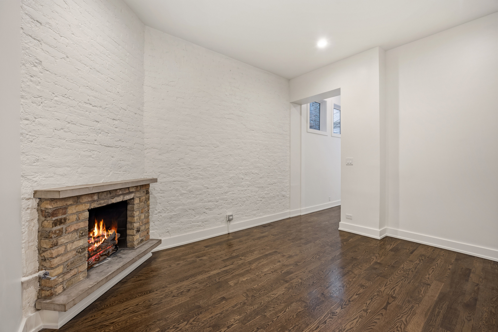 2107 North Clark Street Chicago, IL 60614 - Photo 8 of 39