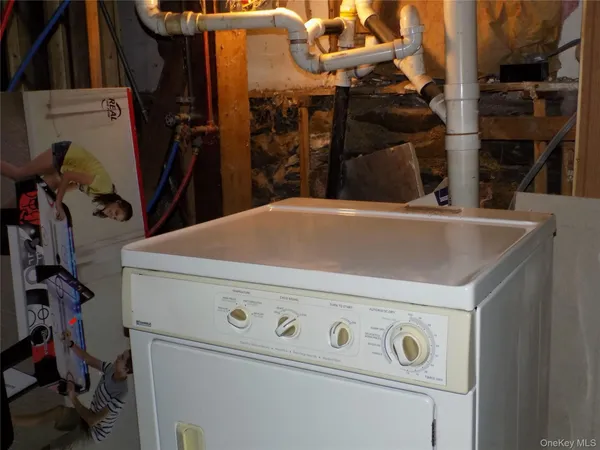 a close up view of washer and dryer