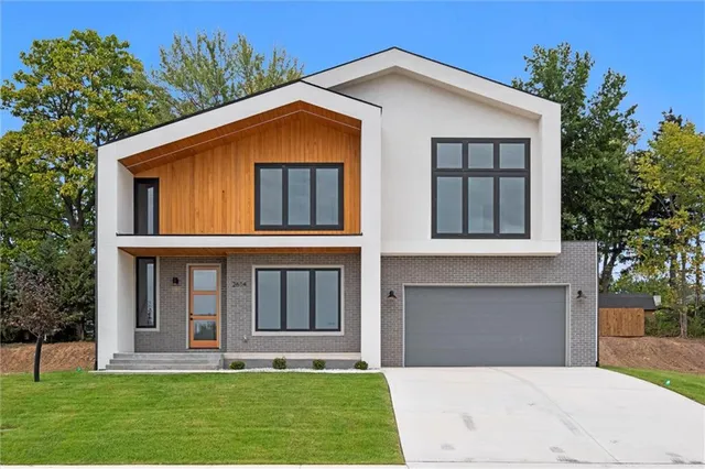 $624,900 | 2602 Northwest 84th Terrace, Kansas City, MO 64154