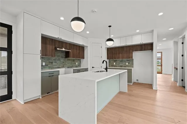 $624,900 | 2602 Northwest 84th Terrace, Kansas City, MO 64154