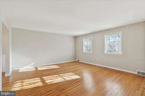 $500,000 | 709 Avondale Lane, Swarthmore, PA 19081