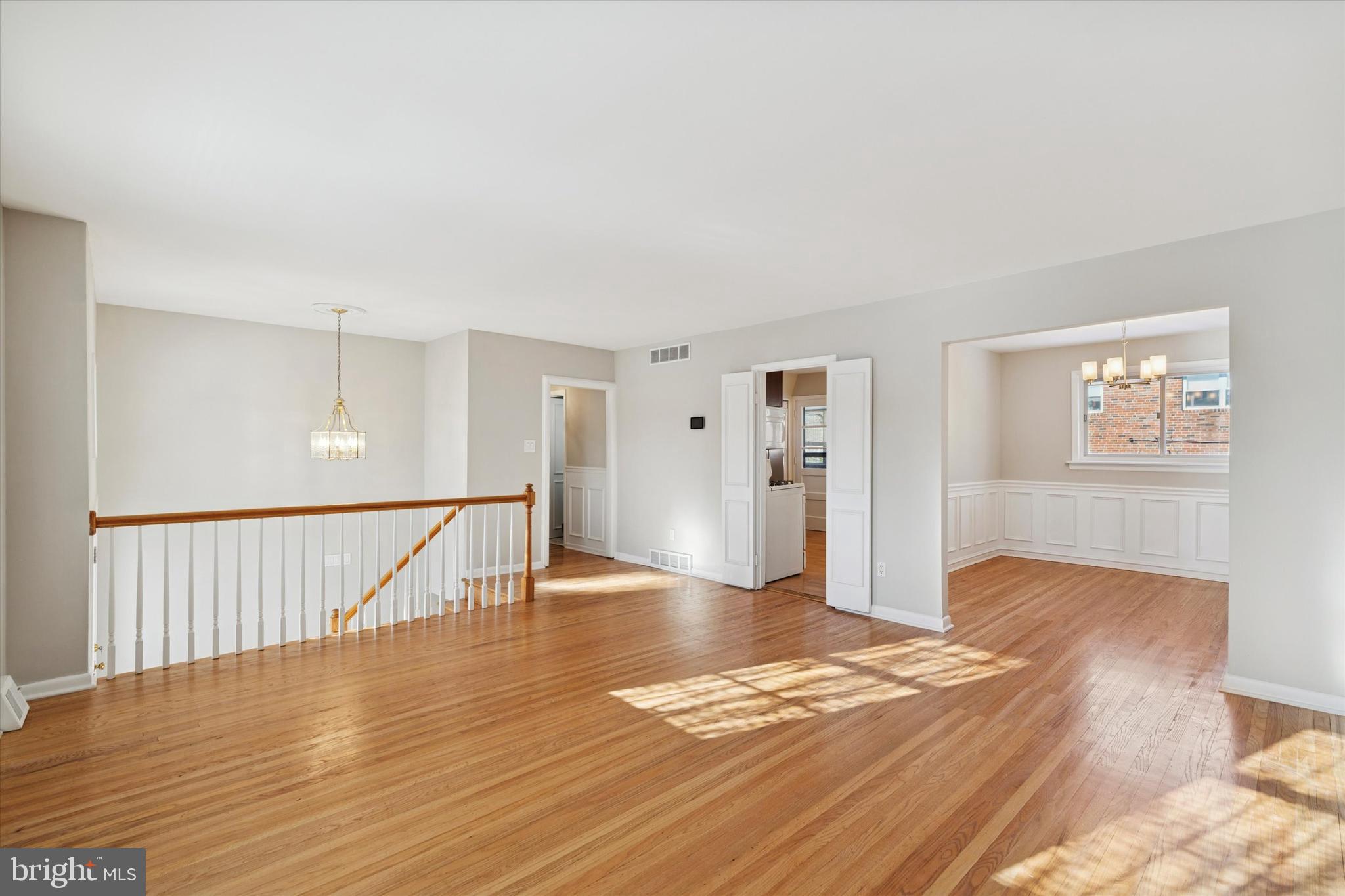 709 Avondale Lane Swarthmore, PA 19081 - Photo 4 of 17