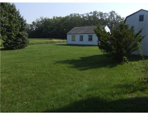 1215 Ginghamsburg-Frederick Road Tipp City, OH 45371 - Photo 7 of 18