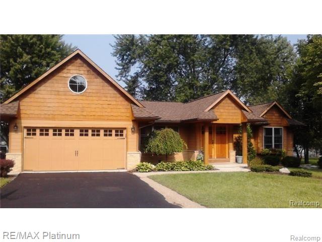 4302 Rurik Drive Howell, MI 48843 - Photo 15 of 91 Spring Front view