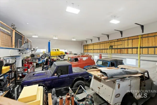 $795,000 | 21301 Cessna Court, Greenleaf, ID 83626