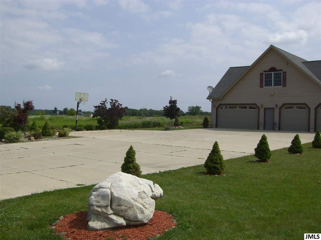 17110 Manitou Road Addison, MI 49220 - Photo 15 of 16 Photo 15