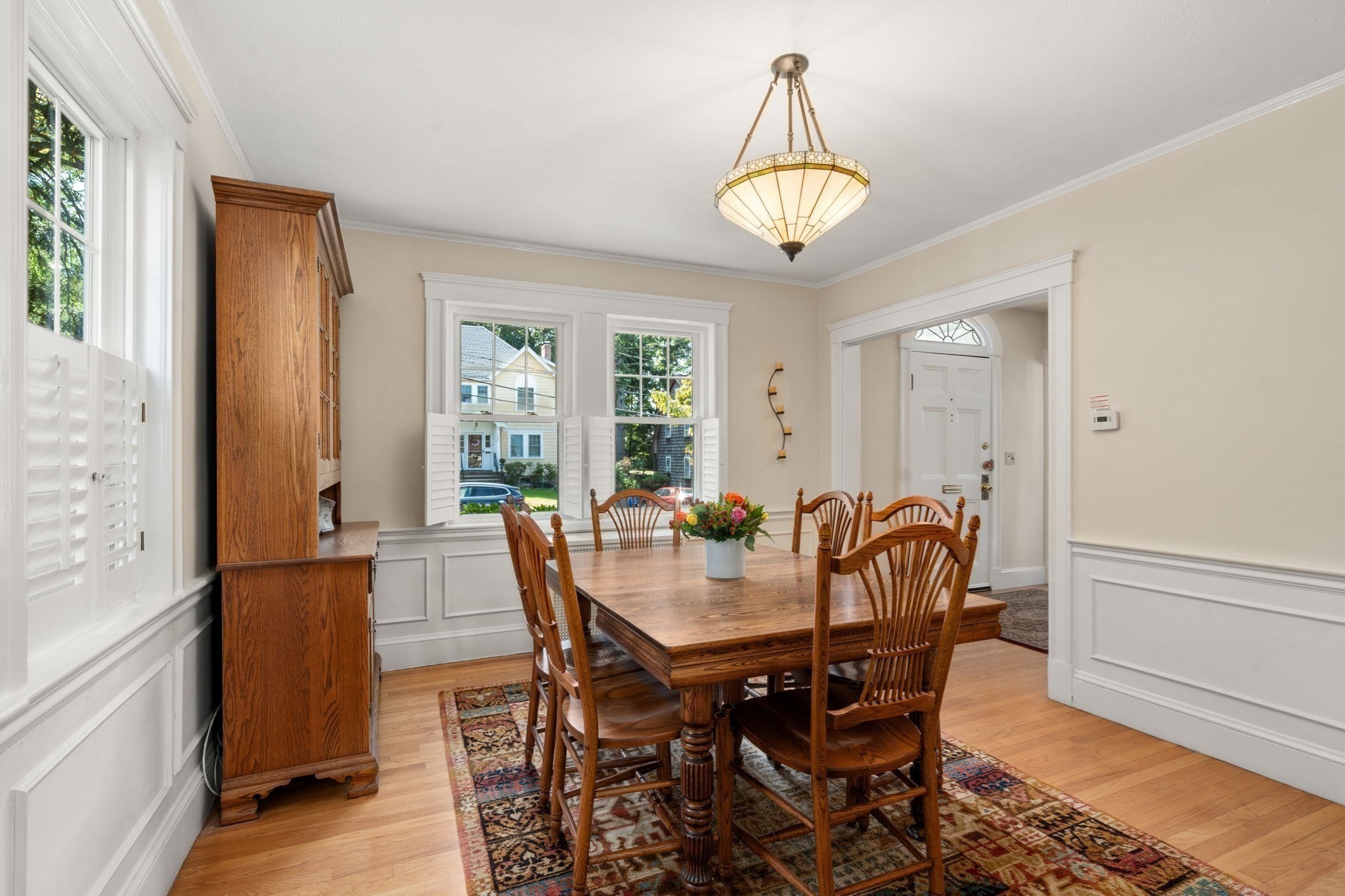 153 Oliver Road Newton, MA 02468 - Photo 10 of 32 Gallery Image 10
