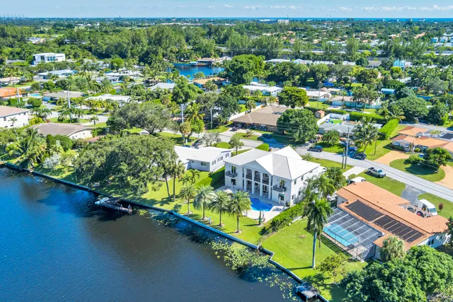 $2,590,000 | 7923 Pine Tree Lane, Lake Clarke Shores, FL 33406
