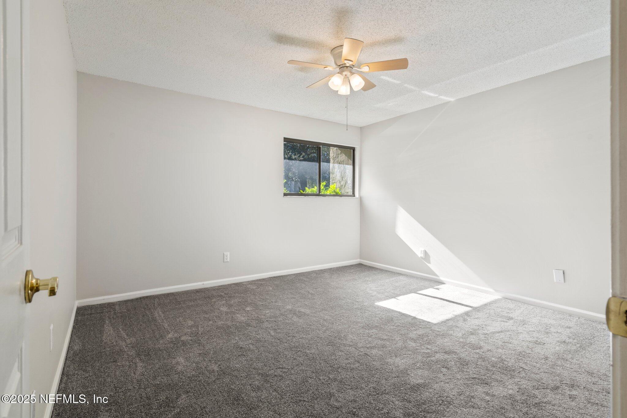 3801 Crown Point Road, Unit 1073 Jacksonville, FL 32257 - Photo 15 of 26 15-web-or-mls-DSC05751