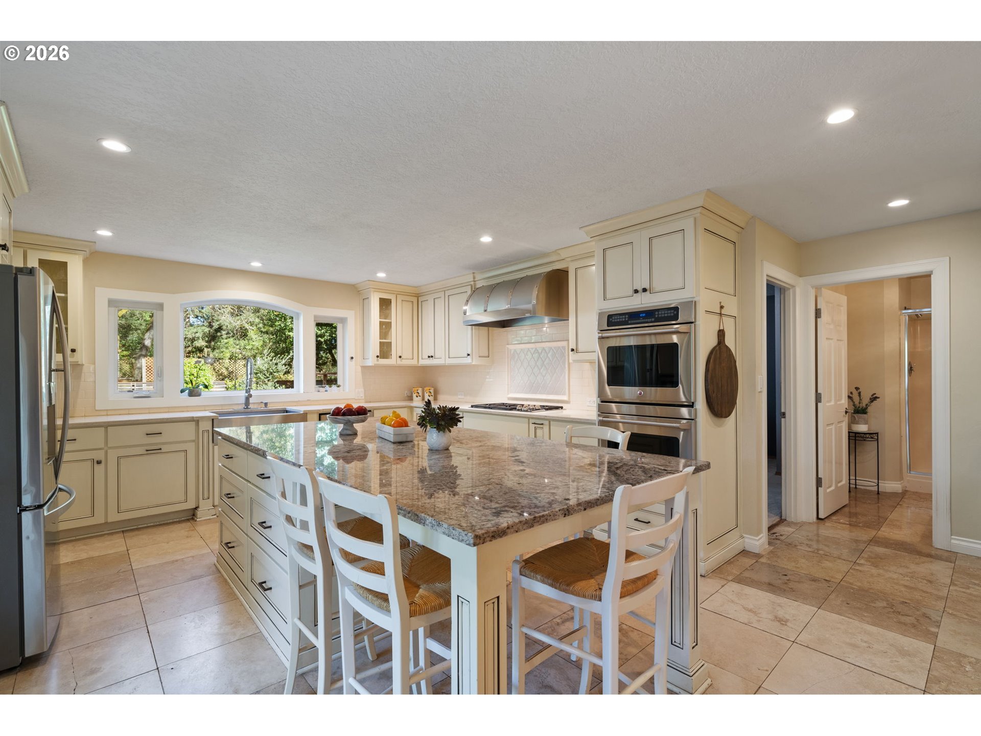 17019 Southwest Rivendell Drive Portland, OR 97224 - Photo 9 of 47 Kitchen