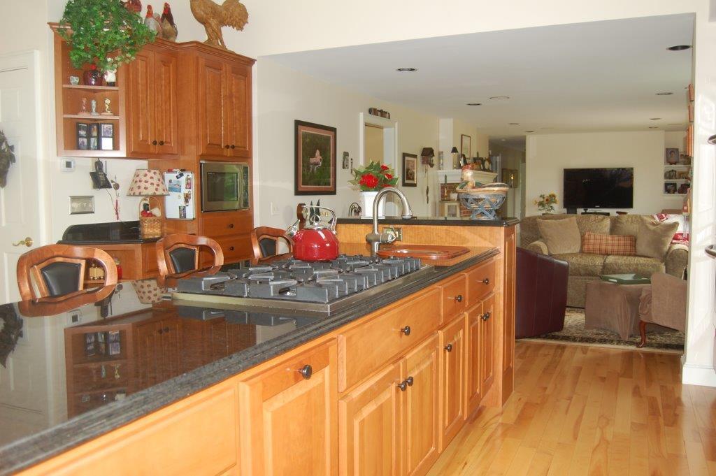 228 Readfield Road Manchester, ME 04351 - Photo 9 of 34 KITCHEN