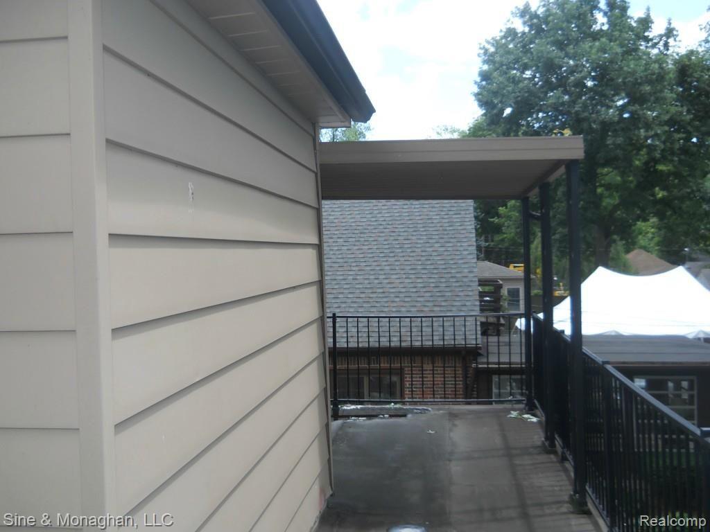 731 Lincoln Road Grosse Pointe, MI 48230 - Photo 38 of 42 DSCN0461.jpg