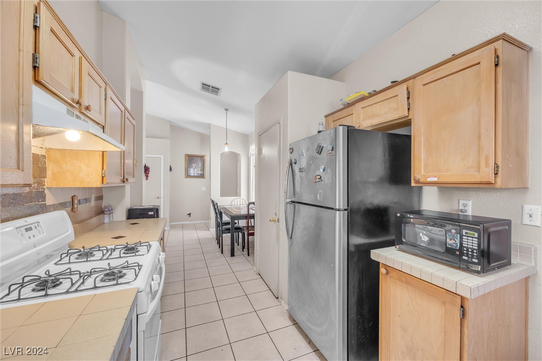 6558 Rutgers Drive Las Vegas, NV 89156 - Photo 11 of 32